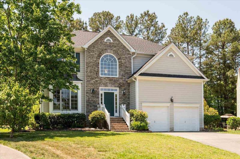 9 Lullwater Ct, Durham, NC 27703
