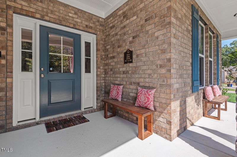 9 Persimmon Ct, Durham, NC 27712