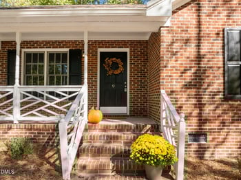 9 Petersburg Pl, Durham, NC 27703
