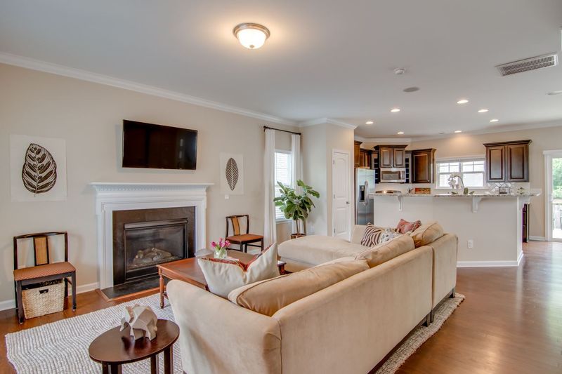 9 Piccadilly Ct, Durham, NC 27713