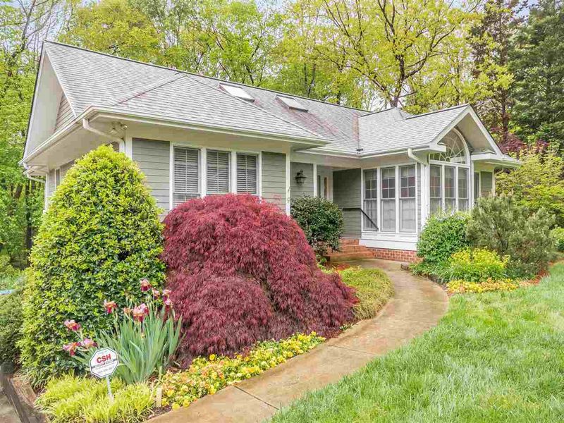 9 Pilton Pl, Durham, NC 27705