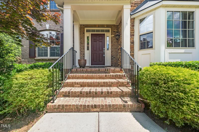 9 Sandhill Ln, Durham, NC 27713