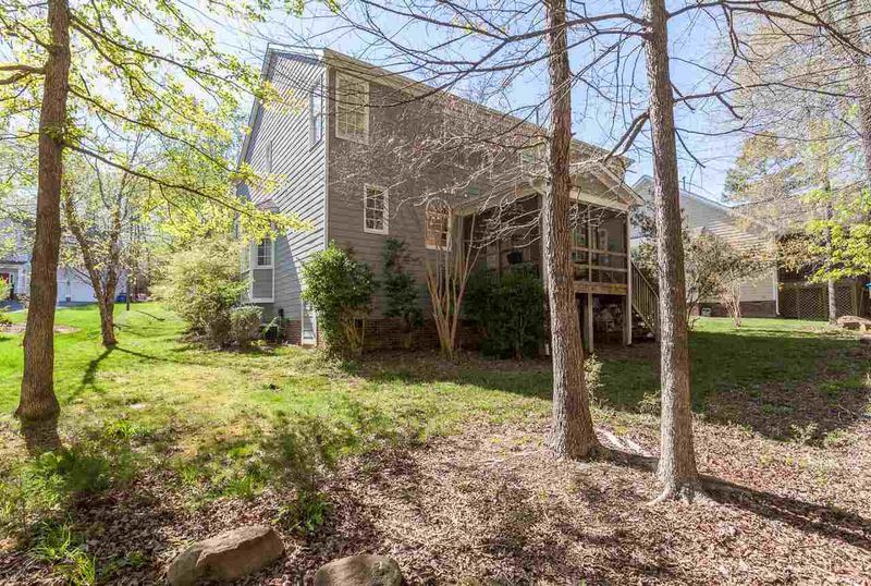 9 Scarlet Oak Ct, Durham, NC 27712