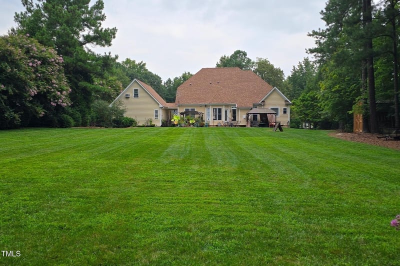 9 St Albans Ct, Durham, NC 27712