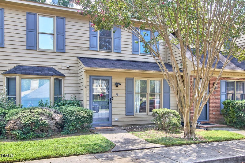 9 Stone Village Ct, Durham, NC 27704