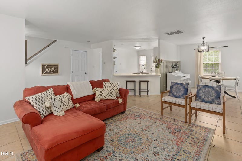 9 Tarrywood Ct, Durham, NC 27703