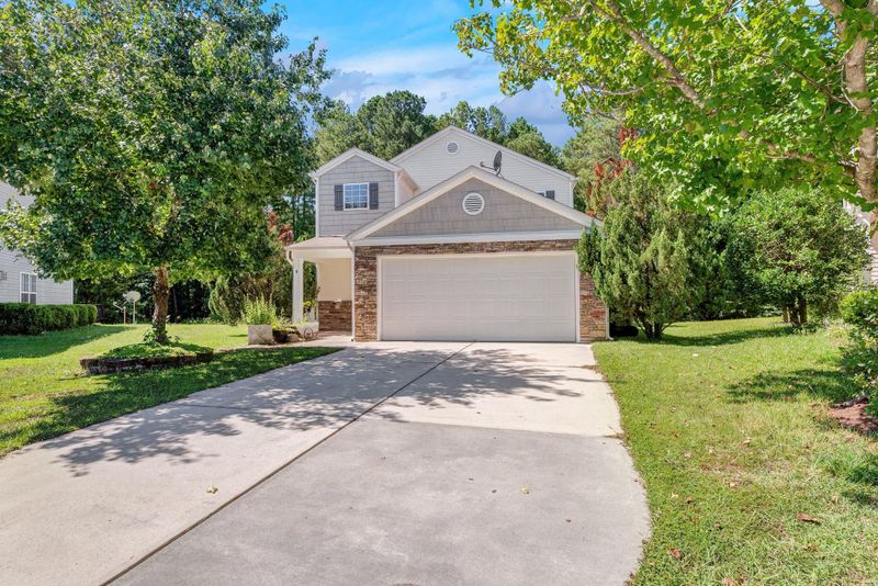9 Thorton Ct, Durham, NC 27703