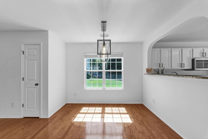 9 Thorton Ct, Durham, NC 27703