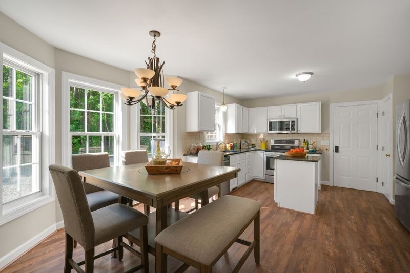 90 Beau Ln, Pittsboro, NC 27312