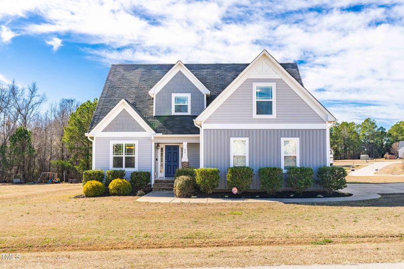 90 Broadhead Ct, Angier, NC 27501