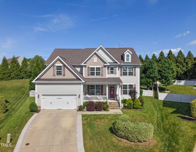 90 Calvert Ct, Clayton, NC 27527