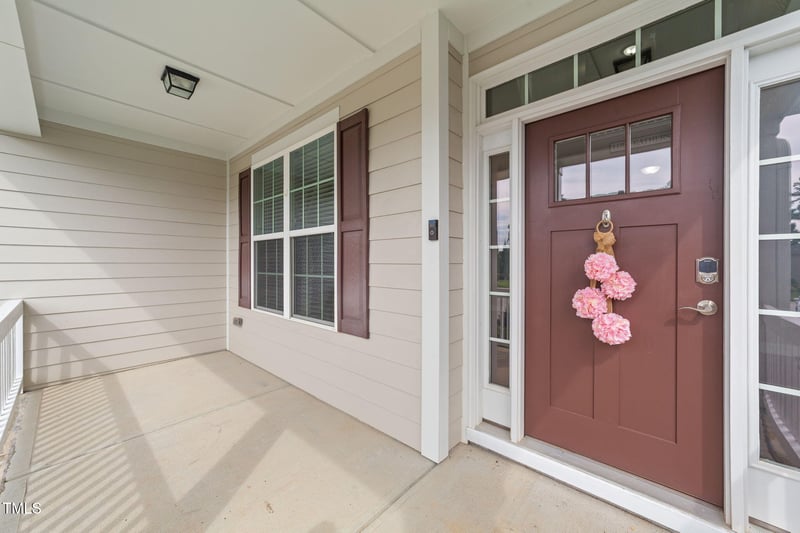 90 Calvert Ct, Clayton, NC 27527