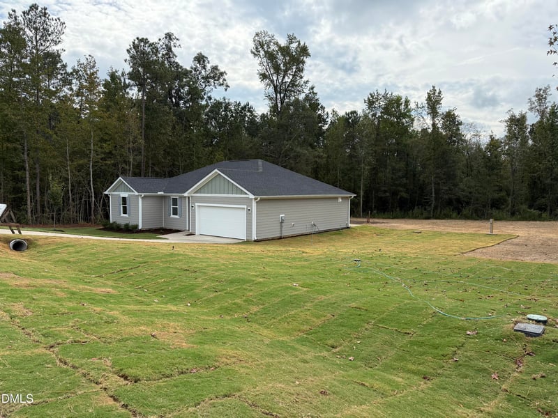 90 Caspian Ct, Lillington, NC 27546