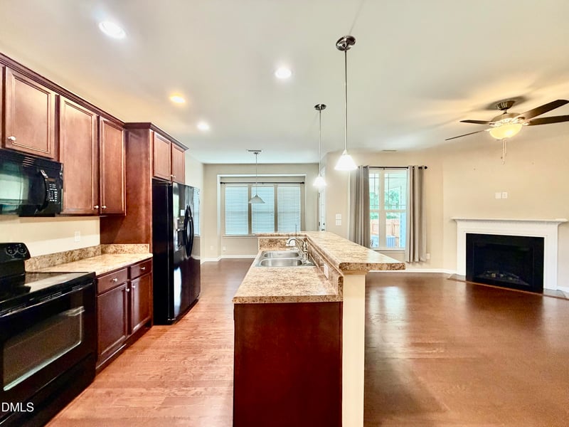 90 Crosby Ln, Garner, NC 27529