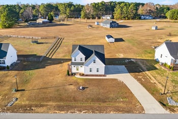 90 Eagle Chase Dr, Youngsville, NC 27596