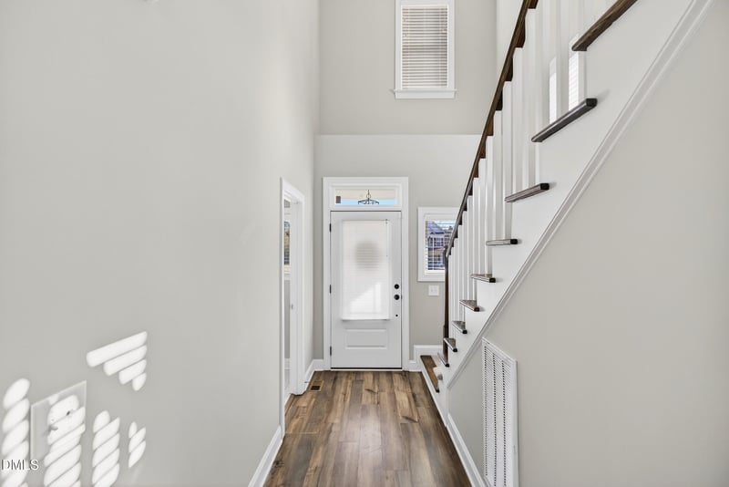 90 Eagle Chase Dr, Youngsville, NC 27596