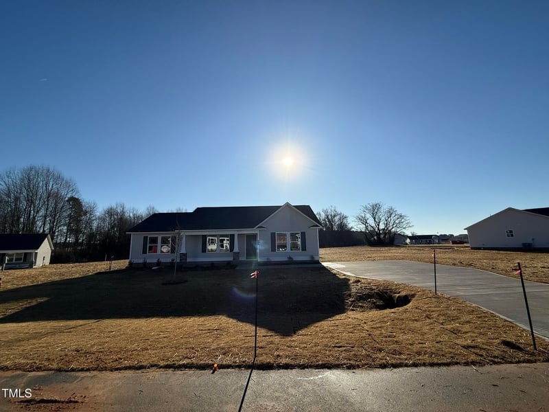 90 Faucette Dr, Selma, NC 27576