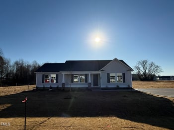 90 Faucette Dr, Selma, NC 27576