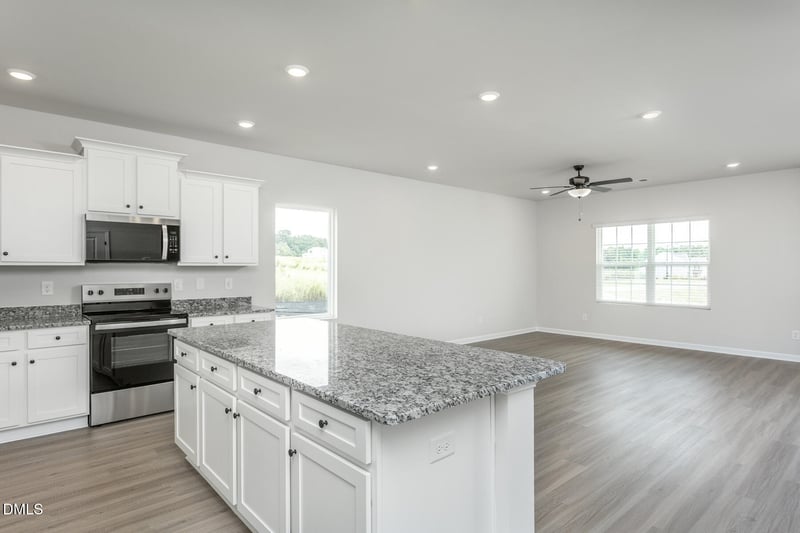90 Foxton Pl, Angier, NC 27501