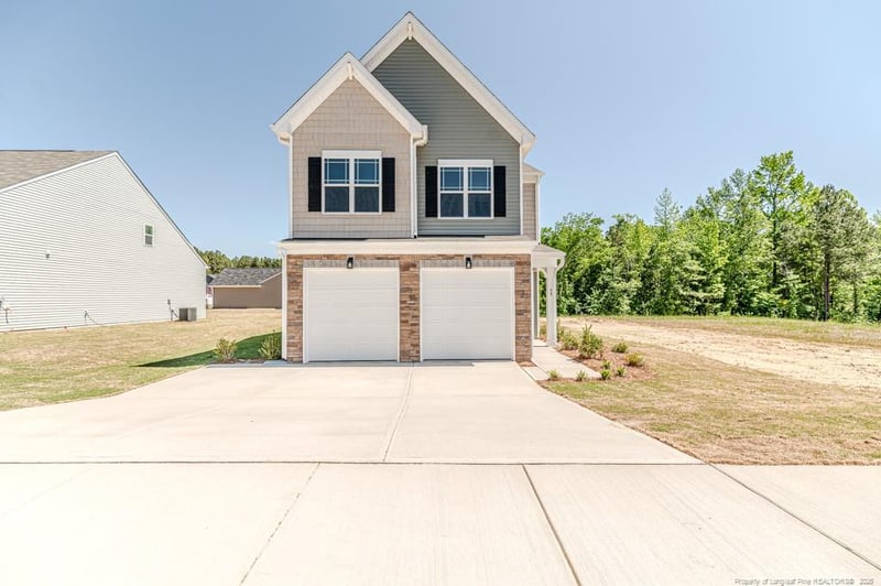 90 Furley St, Sanford, NC 27330