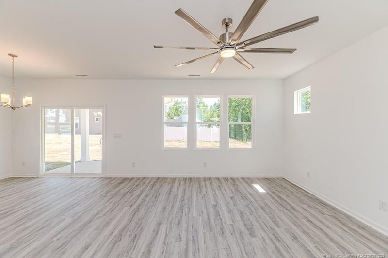 90 Furley St, Sanford, NC 27330