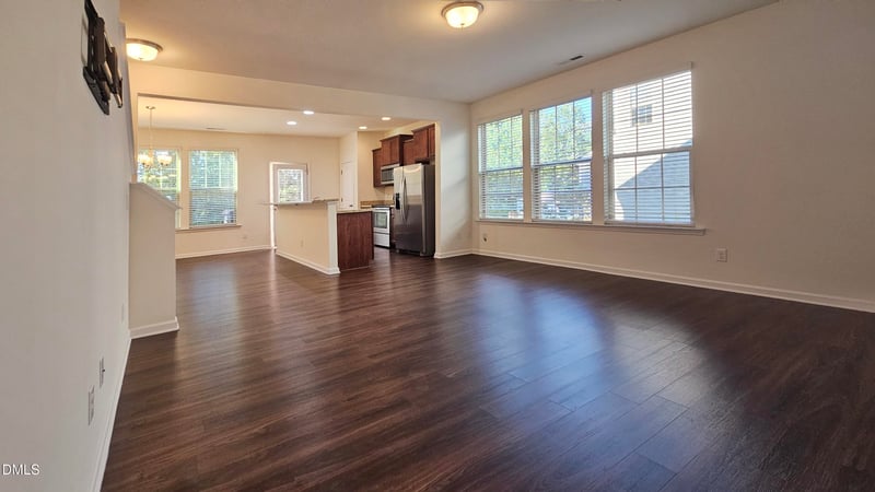 90 Grove Point Dr, Clayton, NC 27527