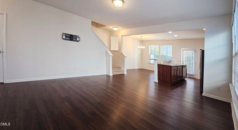 90 Grove Point Dr, Clayton, NC 27527