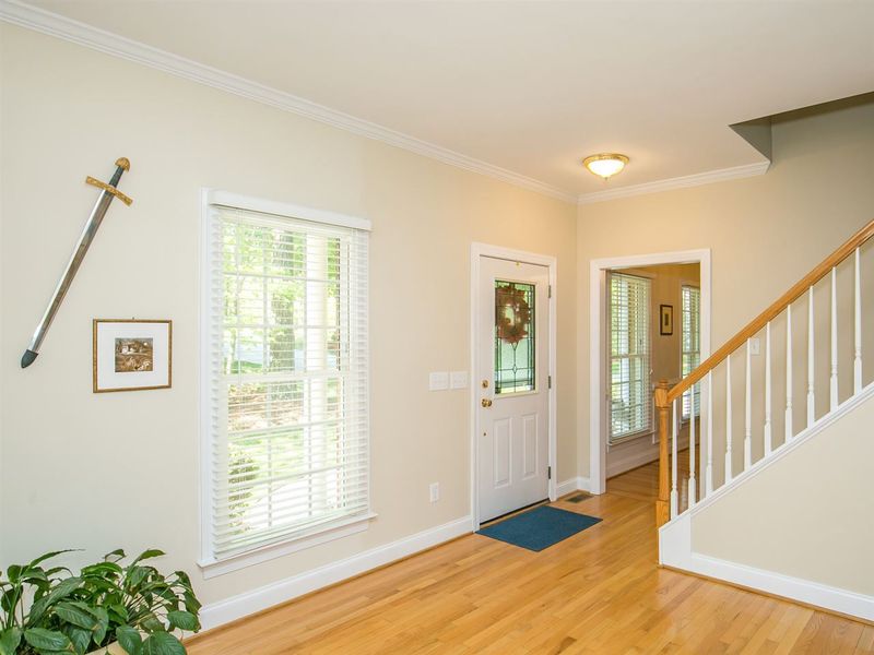 90 Highview Dr, Youngsville, NC 27596