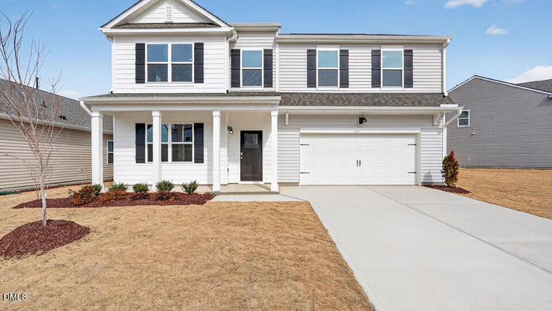 90 Honeydew Dr, Angier, NC 27501