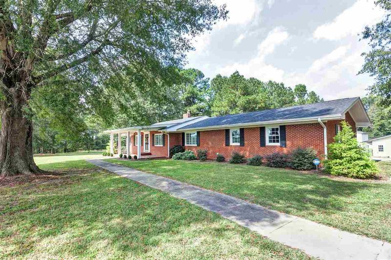 90 Johnson Town Rd, Zebulon, NC 27597