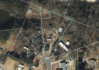 90 Lakeview Dr, Fuquay Varina, NC 27526