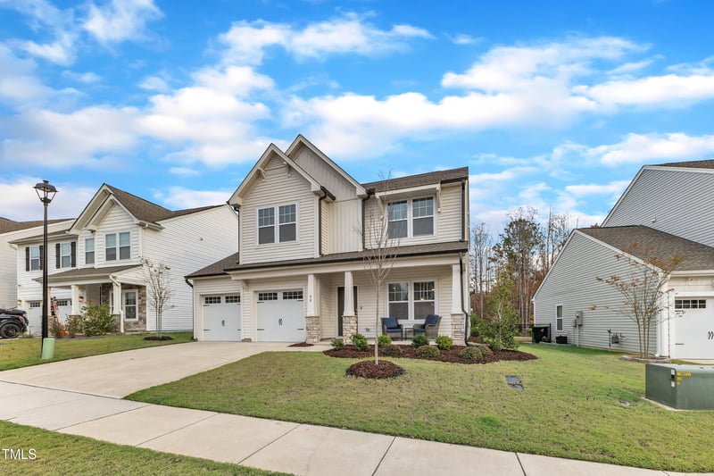 90 Manor Stone Dr, Clayton, NC 27527