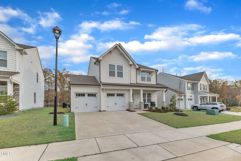 90 Manor Stone Dr, Clayton, NC 27527