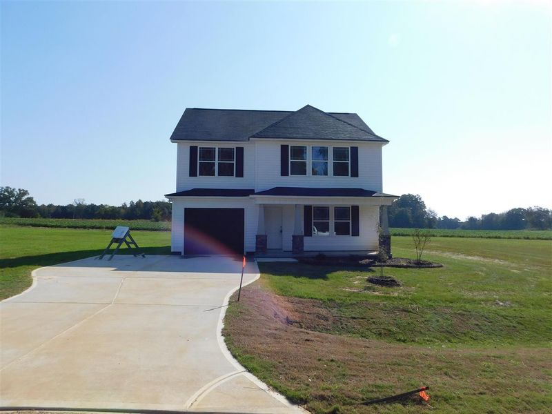 90 Mill Stream Dr, Selma, NC 27576