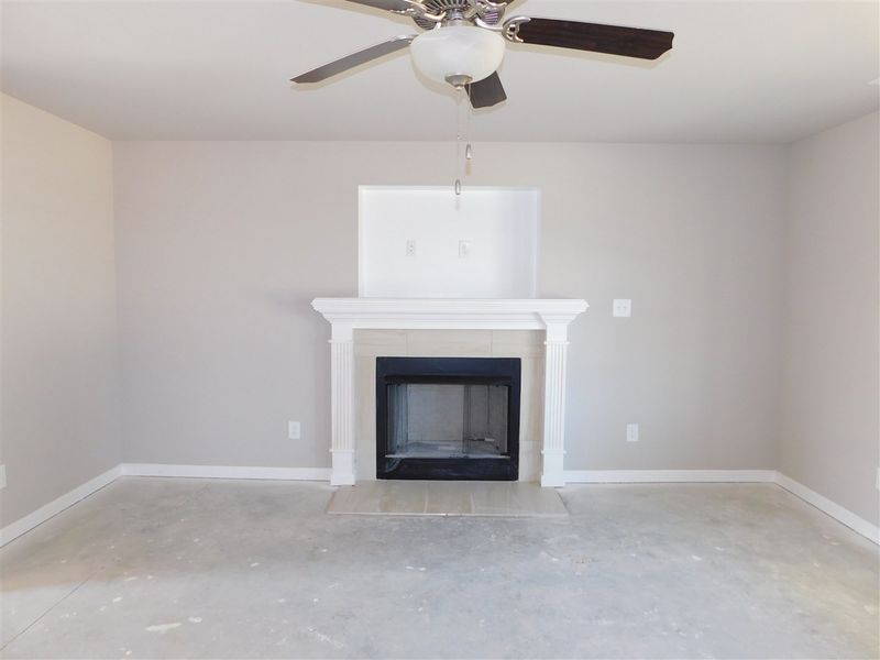 90 Mill Stream Dr, Selma, NC 27576