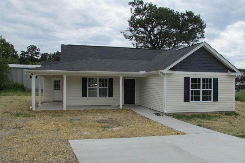 90 Nicholas Ct, Angier, NC 27501