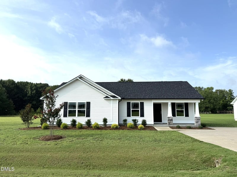 90 Pate Landing Dr, Selma, NC 27576