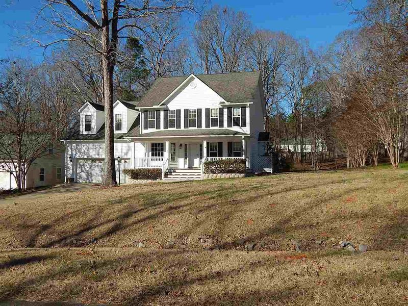 90 Peggy Ct, Raleigh, NC 27603