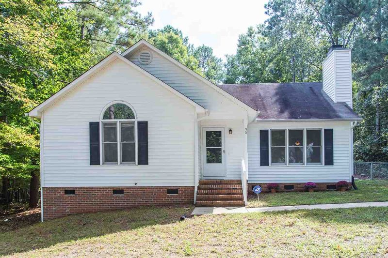 90 Richmond Dr, Archer Lodge, NC 27527