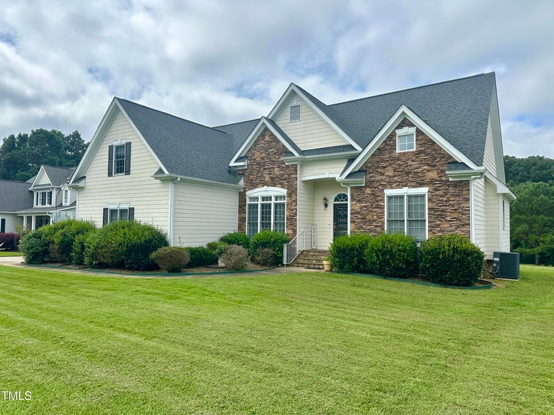 90 Scotts Pine Cir, Wake Forest, NC 27587