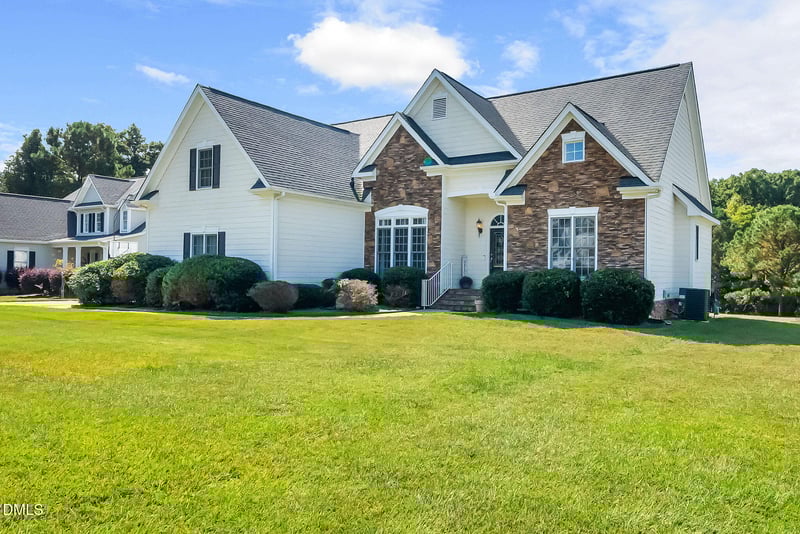 90 Scotts Pine Cir, Wake Forest, NC 27587