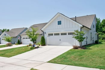 90 Shadowbrook Trl, Clayton, NC 27520