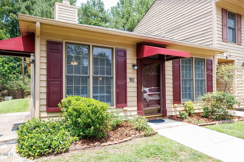 90 Stone Hill Ct #90, Durham, NC 27704
