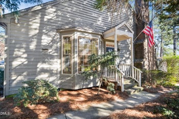 900 Albany Ct, Raleigh, NC 27615