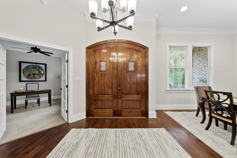900 Applenook Ct, Wake Forest, NC 27587