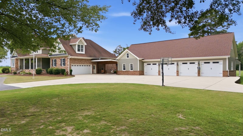 900 Arendell Ave, Zebulon, NC 27597
