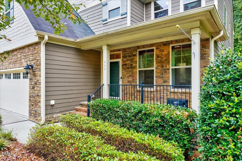 900 Bay Bouquet Ln, Apex, NC 27523