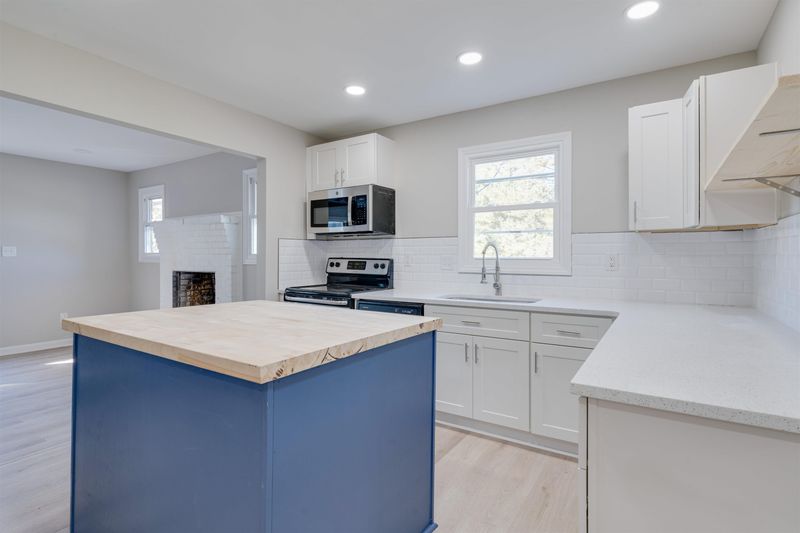 900 Chalmers St, Durham, NC 27707