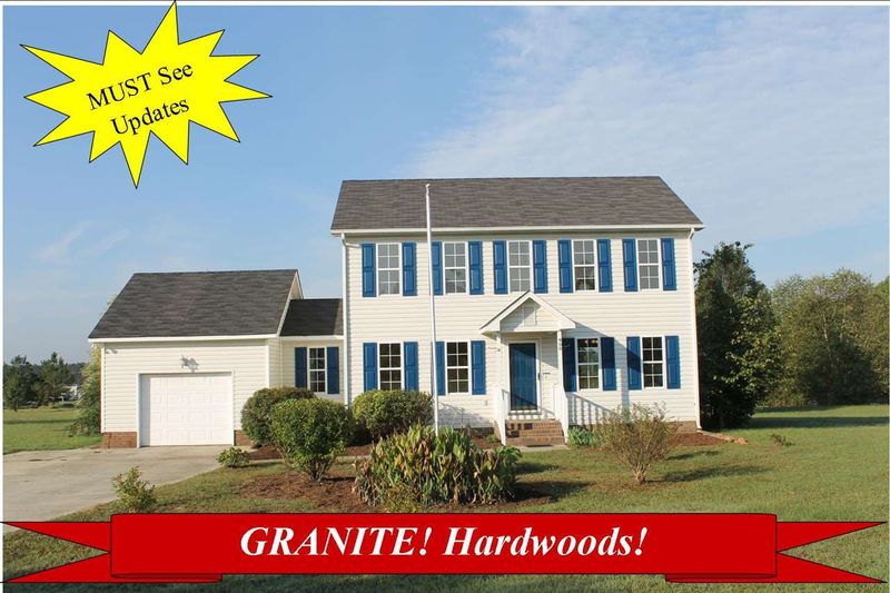 900 Colt Cir, Clayton, NC 27520