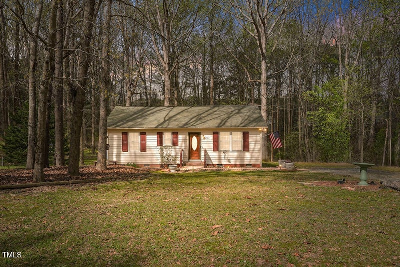 900 Cricket Knoll Rd, Fuquay Varina, NC 27526